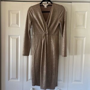 Elegant Gold Long-Sleeve Dress